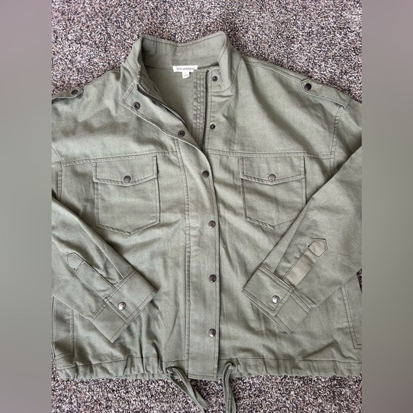 BLU pepper Women's Sage Green Lightweight Linen Blend Jacket size large - Picture 2 of 8